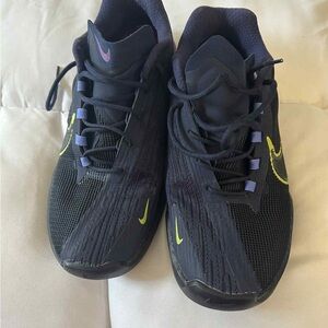 Nike Black and Yellow Athletic Shoes Women’s Size 8.5